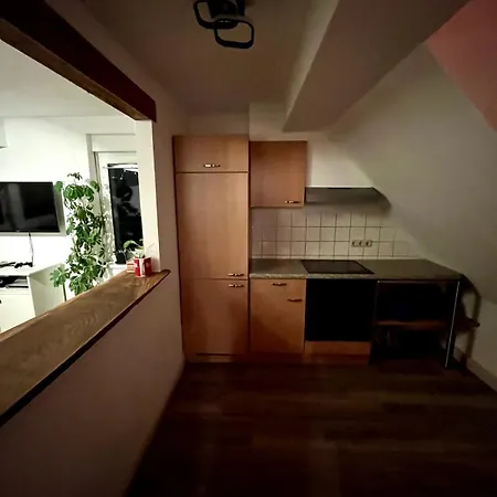 Apartamento Helle Ferienwohnung Im Rotkaeppchenland Schwalmstadt